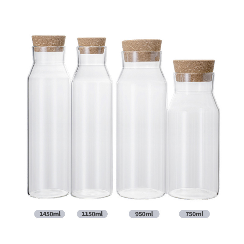 IKOO OEM Fridge Safe Borosilicate Glass Carafe with Cork Stopper