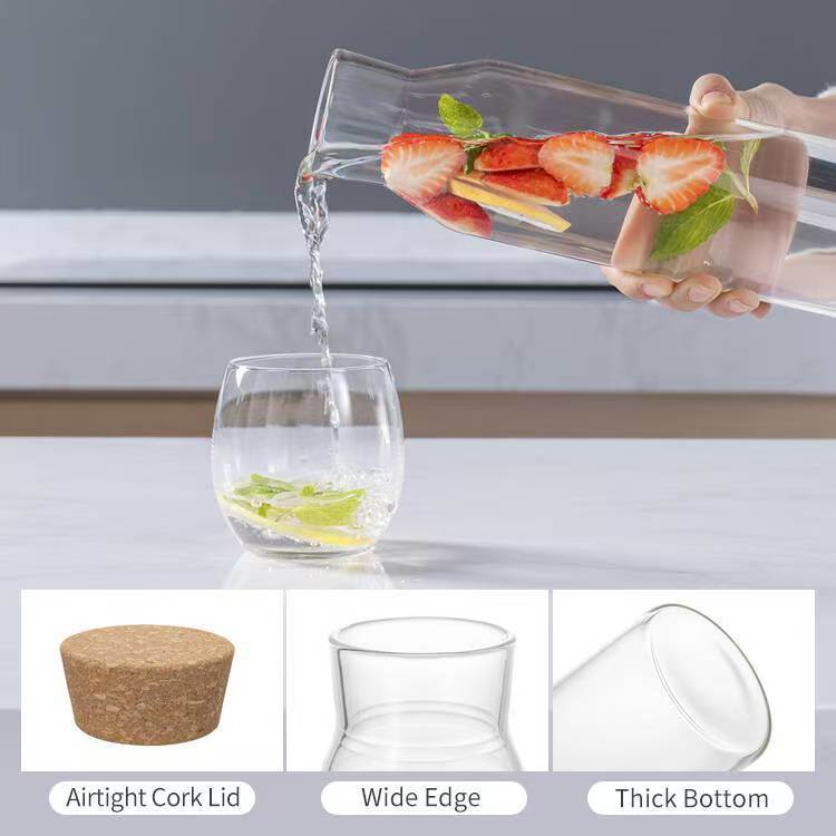 IKOO OEM Fridge Safe Borosilicate Glass Carafe with Cork Stopper